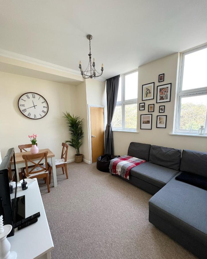 Cosy Town Centre Apartment Close To Beach Bournemouth Eksteriør billede